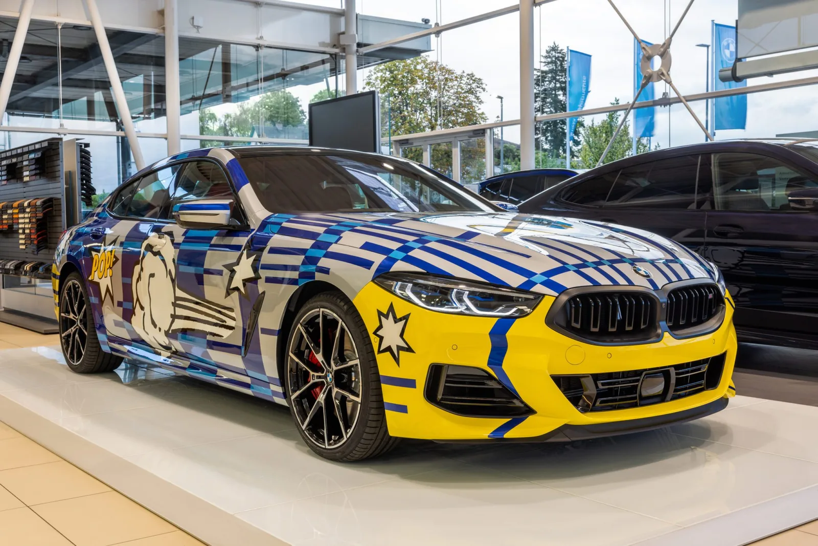 THE 8 X JEFF KOONS – BMW M